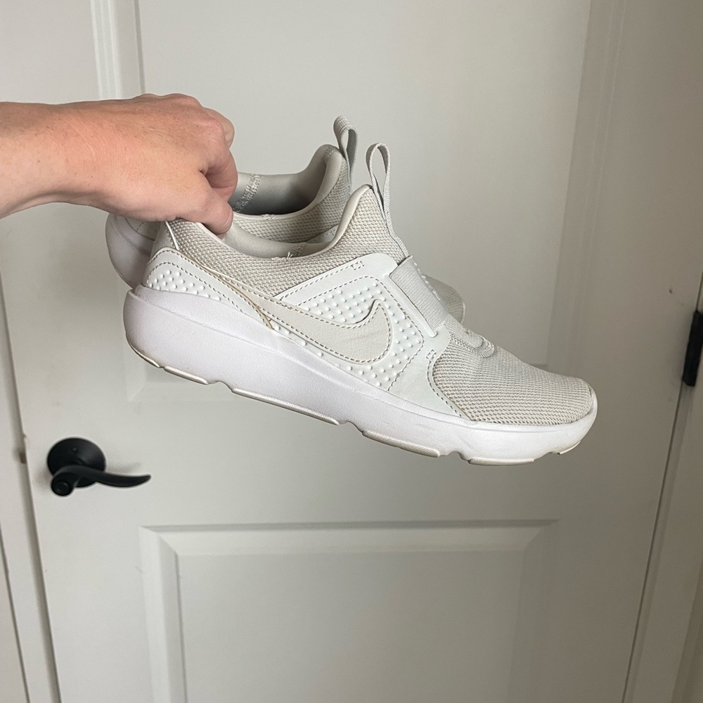 Nike Cream Sneakers